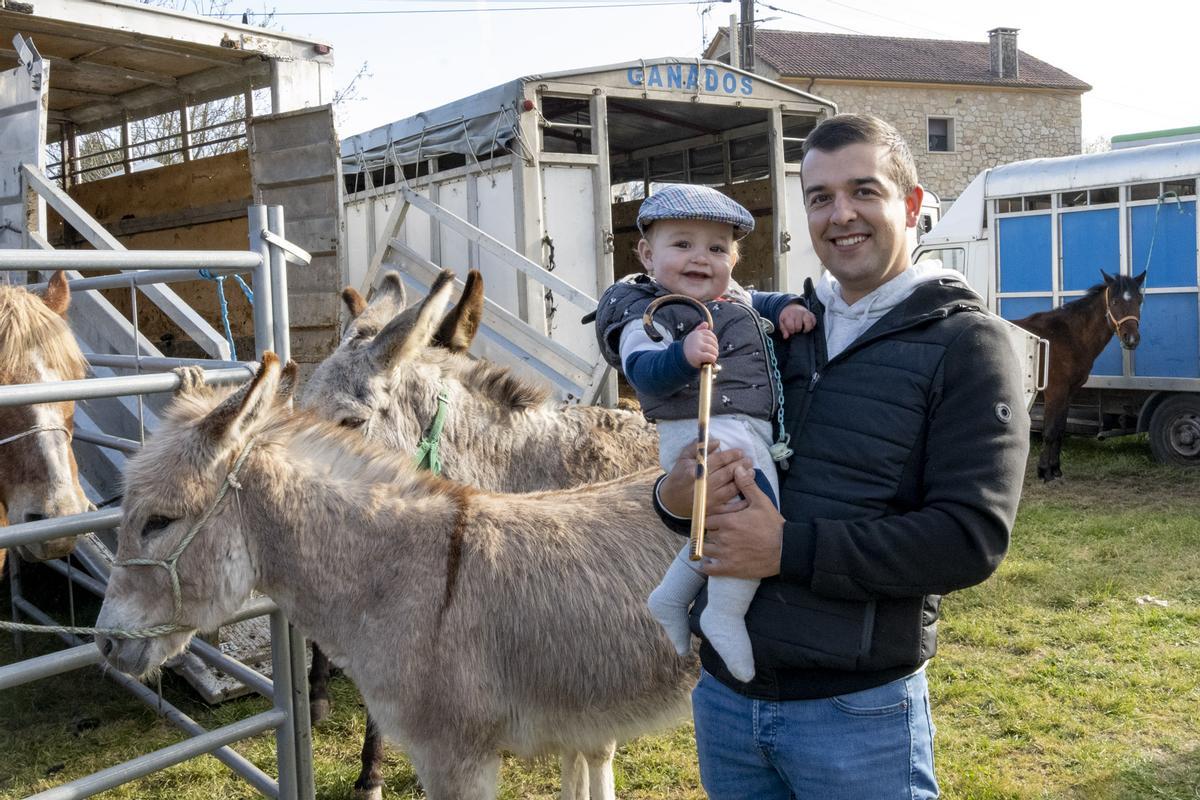 Nenos e maiores gozaron dunha animada xornada festiva en Padrón.