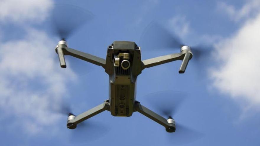 Así son los drones de la DGT que ya multan en Canarias