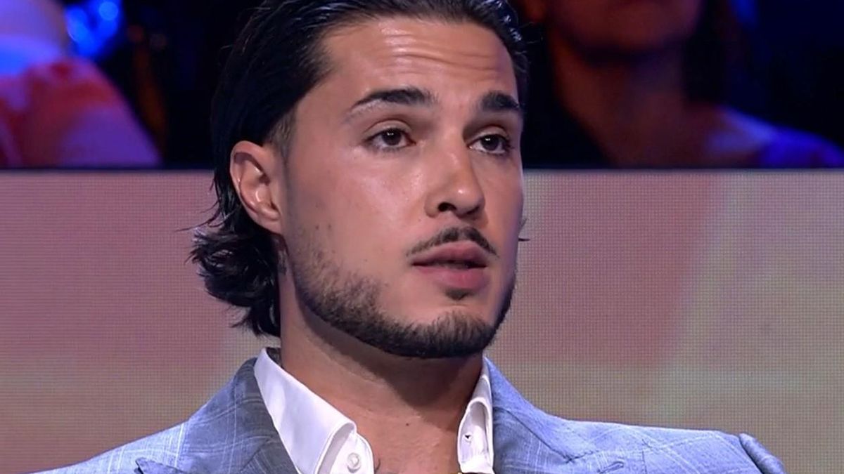 Carlo Costanzia deja claro que no se posiciona ni del lado de su padre ni del de su madre