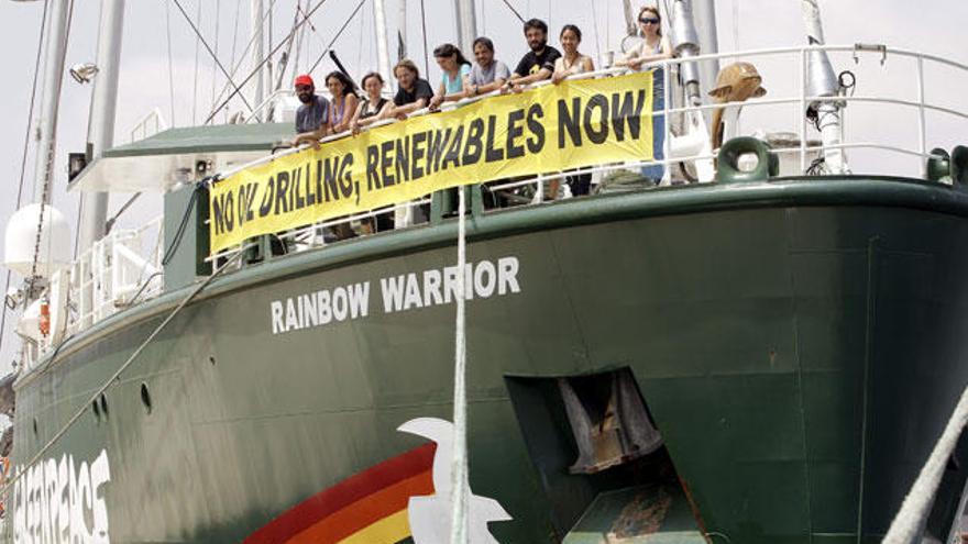 El Rainbow Warrior ha llegado a Valencia.