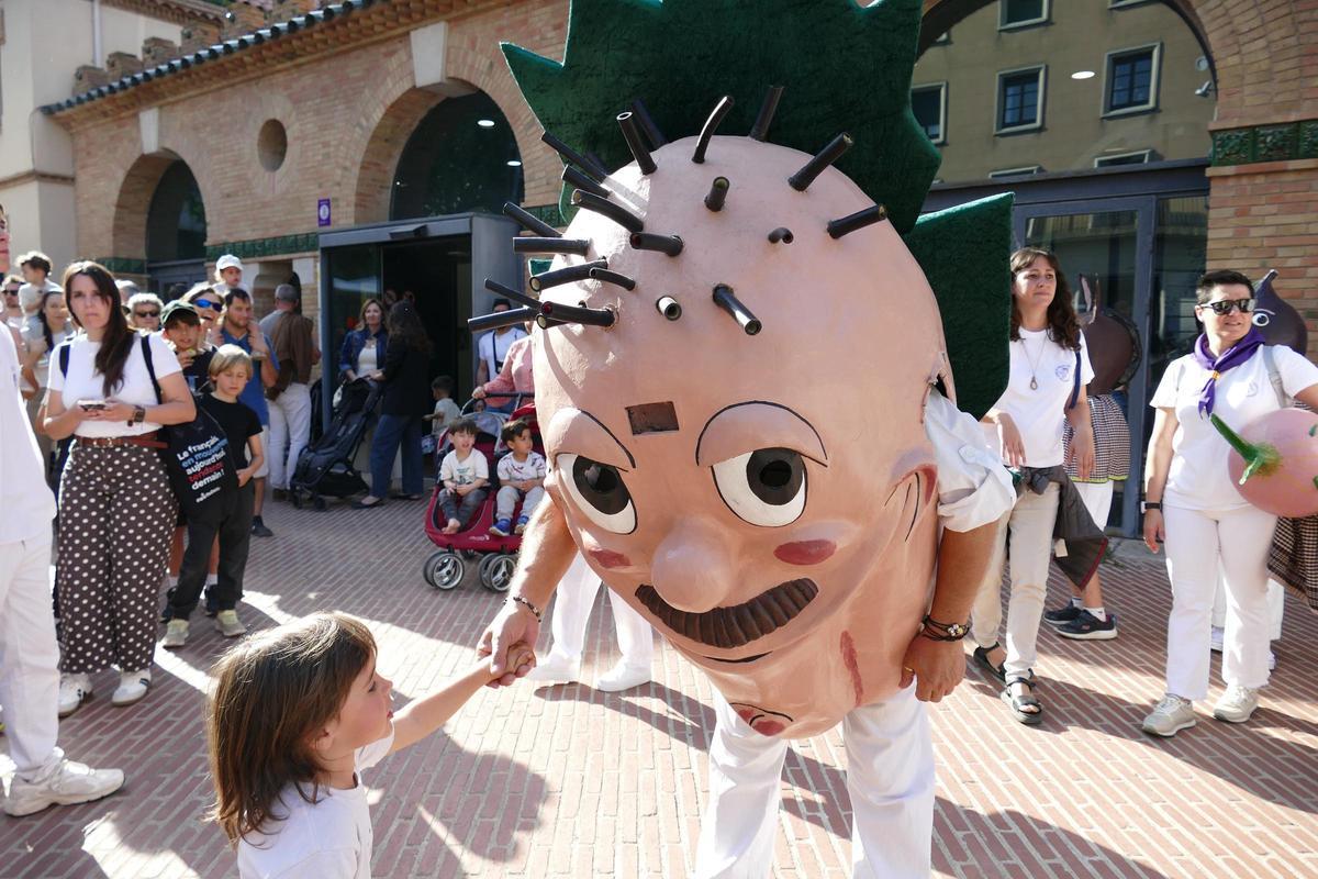 EN IMATGES | El seguici popular figuerenc obre el camí a les Fires i Festes de la Santa Creu EN IMATGES | El seguici popular figuerenc obre el camí a les Fires i Festes de la Santa Creu