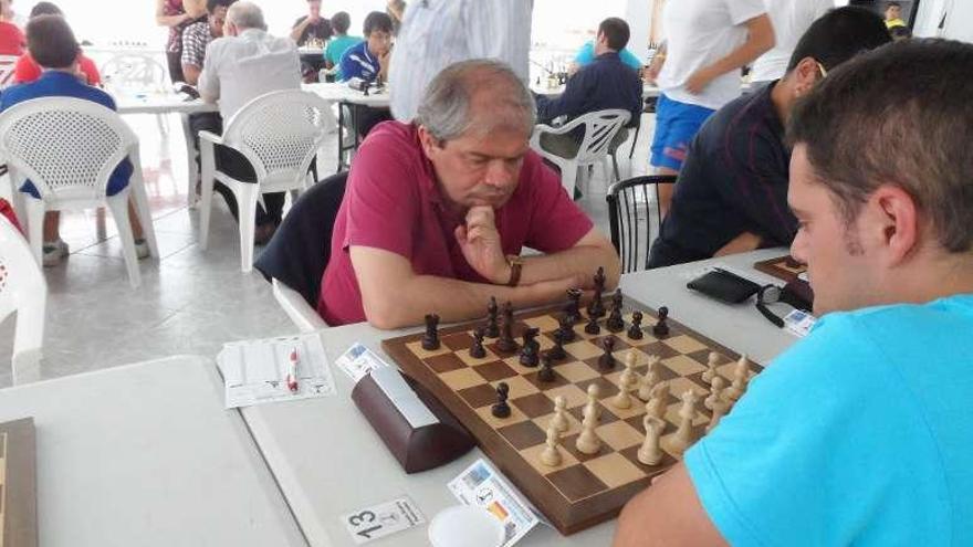 Dragan Paunovic Barlov durante una de las partidas.