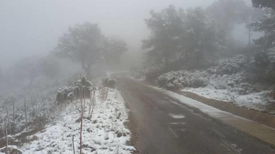 La nieve también llega a El Camp de Morvedre