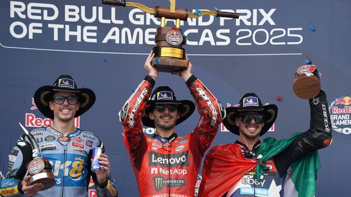 El podio de Austin con Àlex Márquez, Pecco Bagnaia y Fabio DiGianantonio