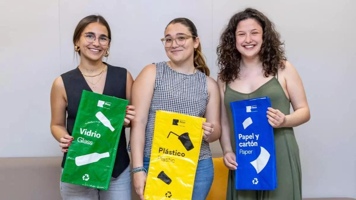 Carmen María García, Alejandra Hidalgo Rueda y Sandra Santos. /