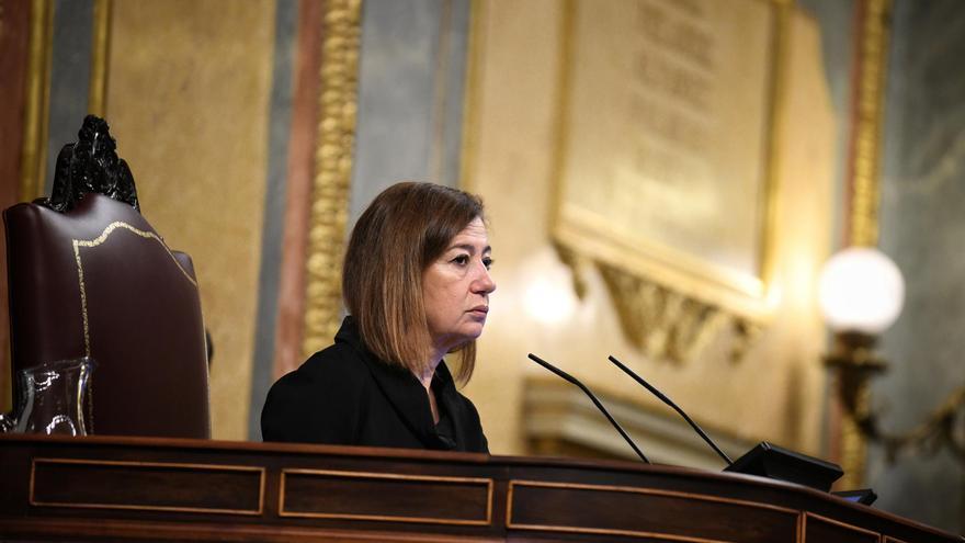 Armengol llama a reformar la Constitución para convertir el Senado en una &quot;cámara territorial&quot; y acusa al PP de &quot;desvirtuar&quot; la institución