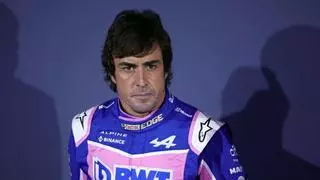 Fernando Alonso se queda al descubierto para Bahréin
