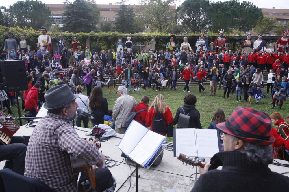 Plantada de gegants i cercavila a Girona