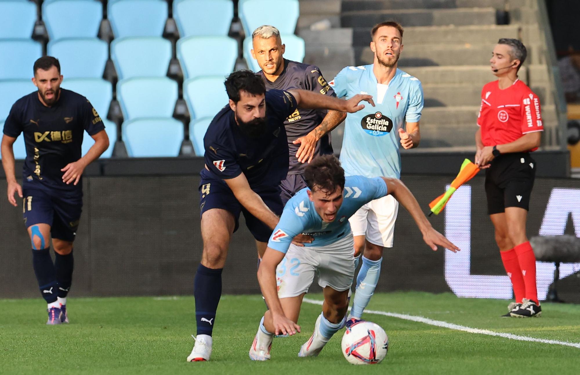 Las mejores fotografías del estreno liguero con victoria del Celta ante el Alavés