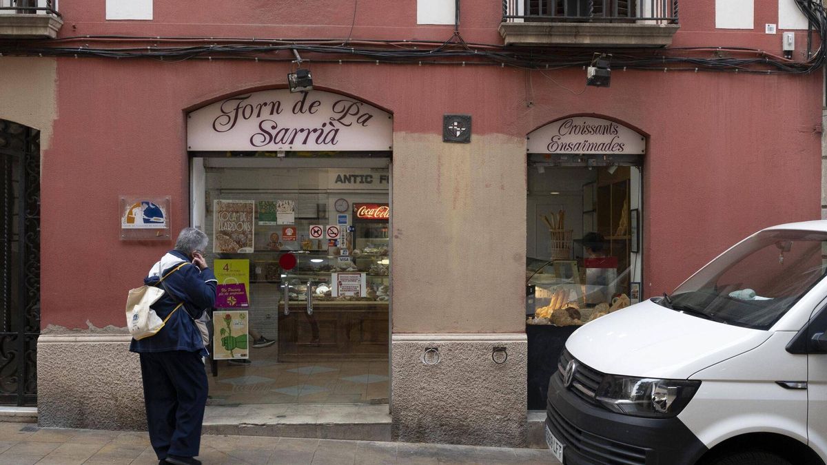 Boom de hornos de pan panaderías y desgustación en la calle Major de Sarrià Fotografía de Ferran Nadeu