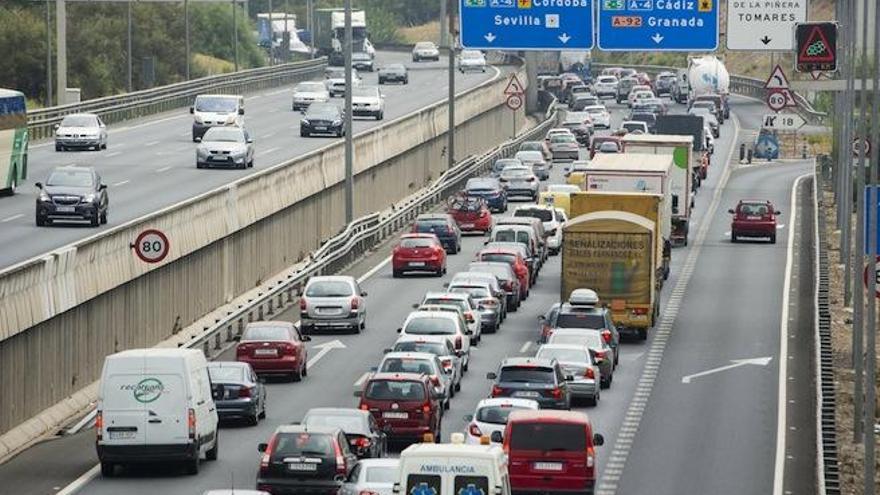 Tráfico en la entrada de la A-49 (Huelva-Sevilla) el 31 de agosto, casi en el fin de la operación especial de verano.