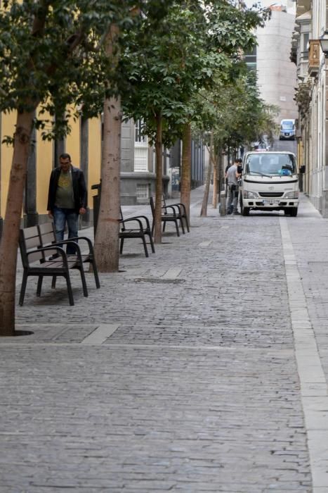 25-03-20 LAS PALMAS DE GRAN CANARIA. CIUDAD. LAS PALMAS DE GRAN CANARIA. Recorrido por la ciudad para vera su desolación.   Fotos: Juan Castro.  | 25/03/2020 | Fotógrafo: Juan Carlos Castro