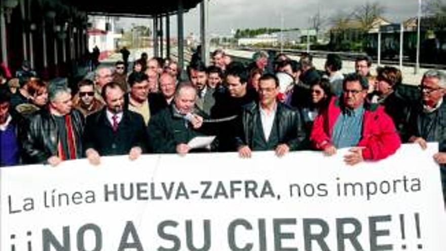 Las provincias de Badajoz y Huelva reclaman la línea férrea que las une