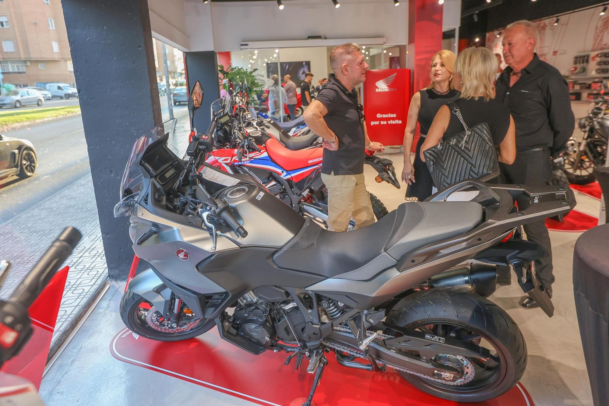 Honda Esteban Parres inaugura un  ‘Dream Dealer’ en Torrevieja