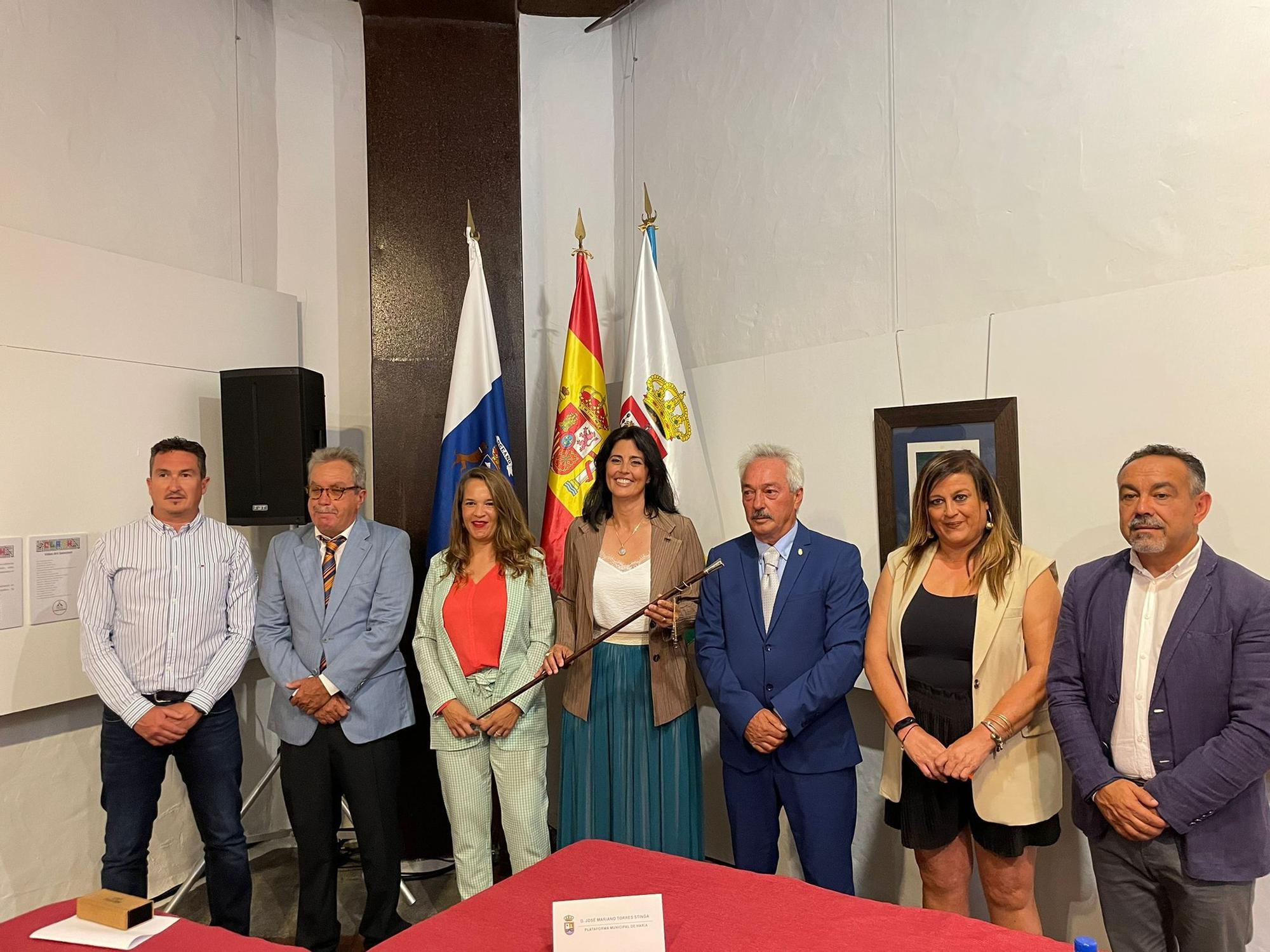 Evelia García toma posesión como nueva alcaldesa de Haría