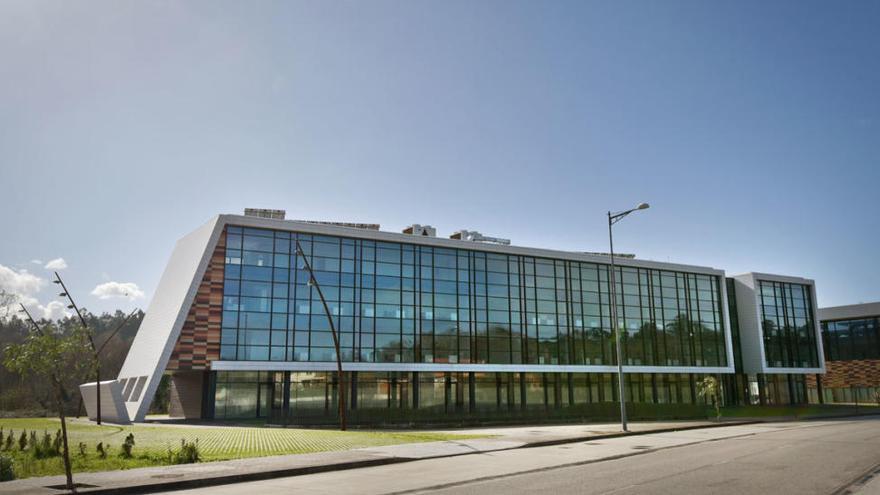 Edificio que acoge la Business Factory Auto en el polígono de Porto do Molle. // Ramón Vaquero