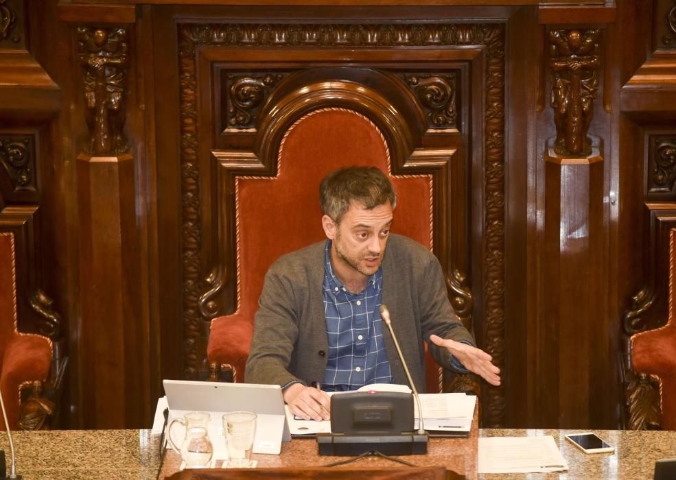 El pleno rechaza los presupuestos del Estado por ser injustos con A Coruña.