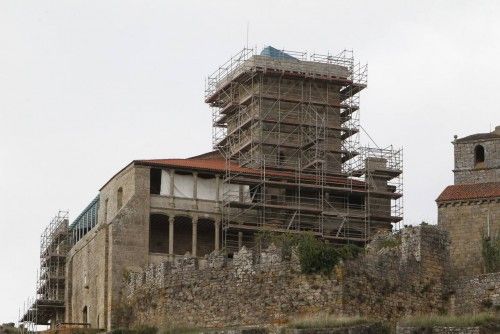 Monterrei, de castillo a parador