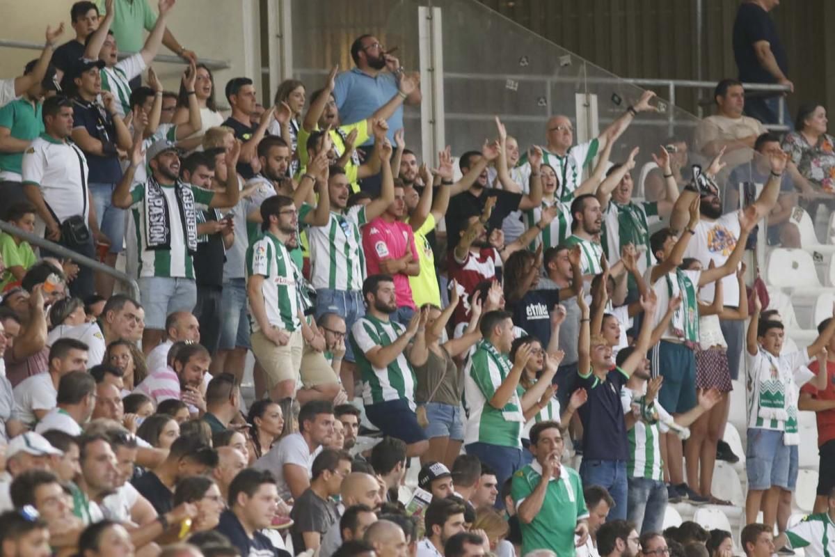 El Córdoba CF inicia la temporada con derrota ante el Cádiz.