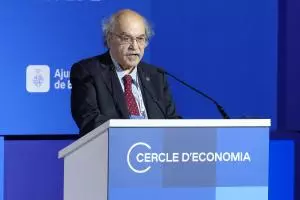 Andreu Mas-Colell: «Catalunya estarà millor si s’aprova que si no»