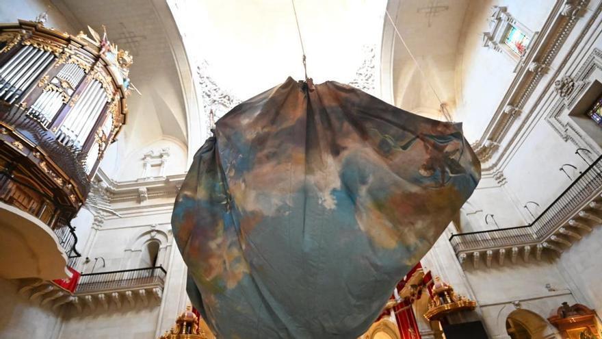El cielo del Misteri d’Elx ya sobrevuela la basílica de Santa María