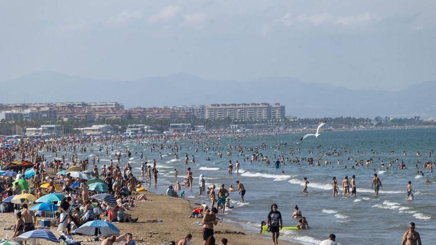 Vacaciones largas o pausas frecuentes: no es irse más, es descansar mejor