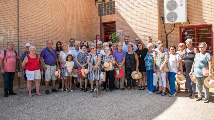 Visita de Osuna, ayer, al hogar de mayores de La Antigua.