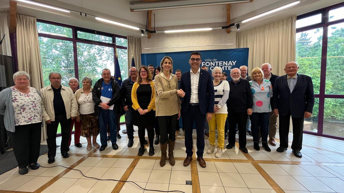 Reunión entre los alcaldes y representantes del hermanamiento entre Crevillent, Krotosyn y Fontenay-le-Comte el lunes