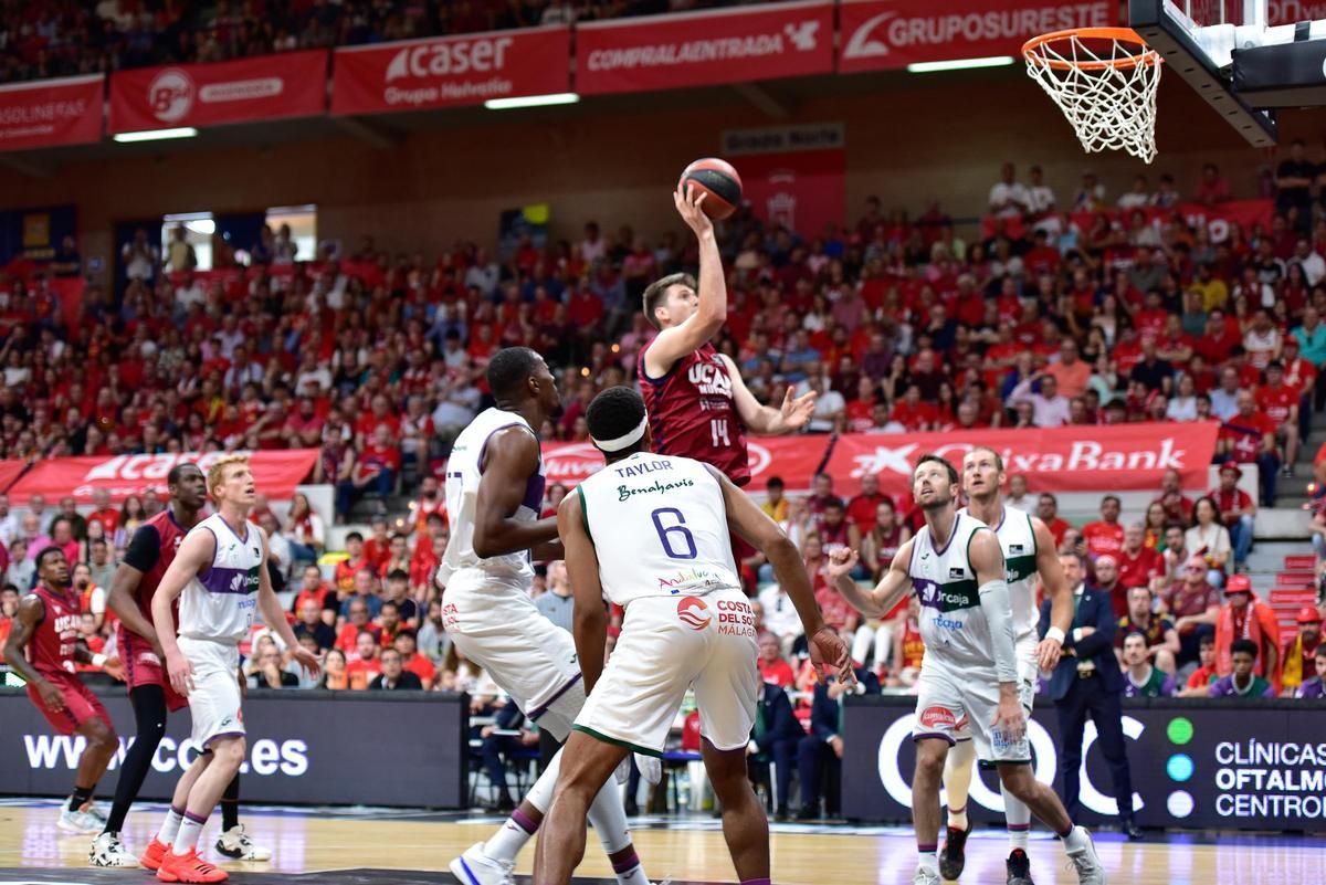 Fotos del tercer partido de semifinales de la Liga Endesa: UCAM Murcia - Unicaja