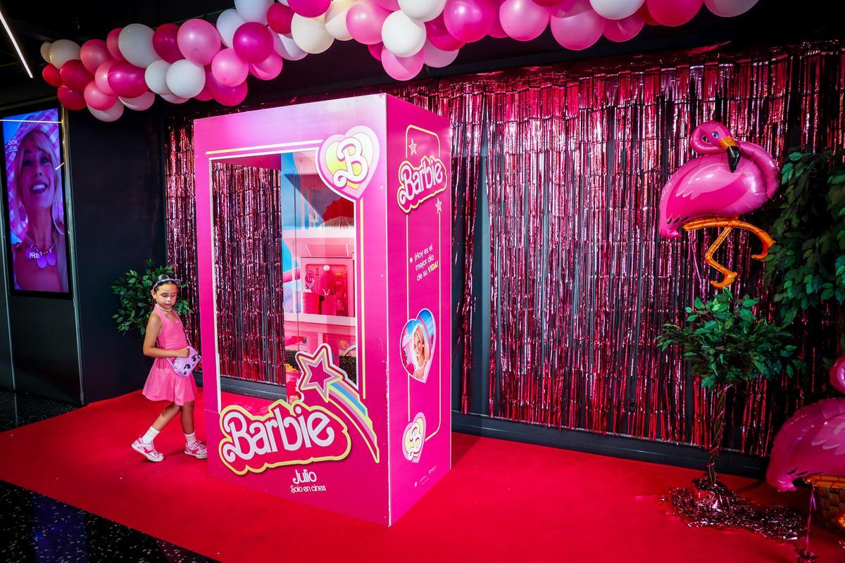 Estreno de Barbie: el público se viste de rosa