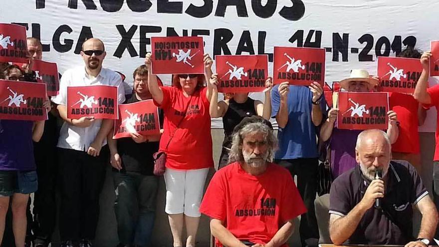 La concentración ante el Palacio de Justicia.