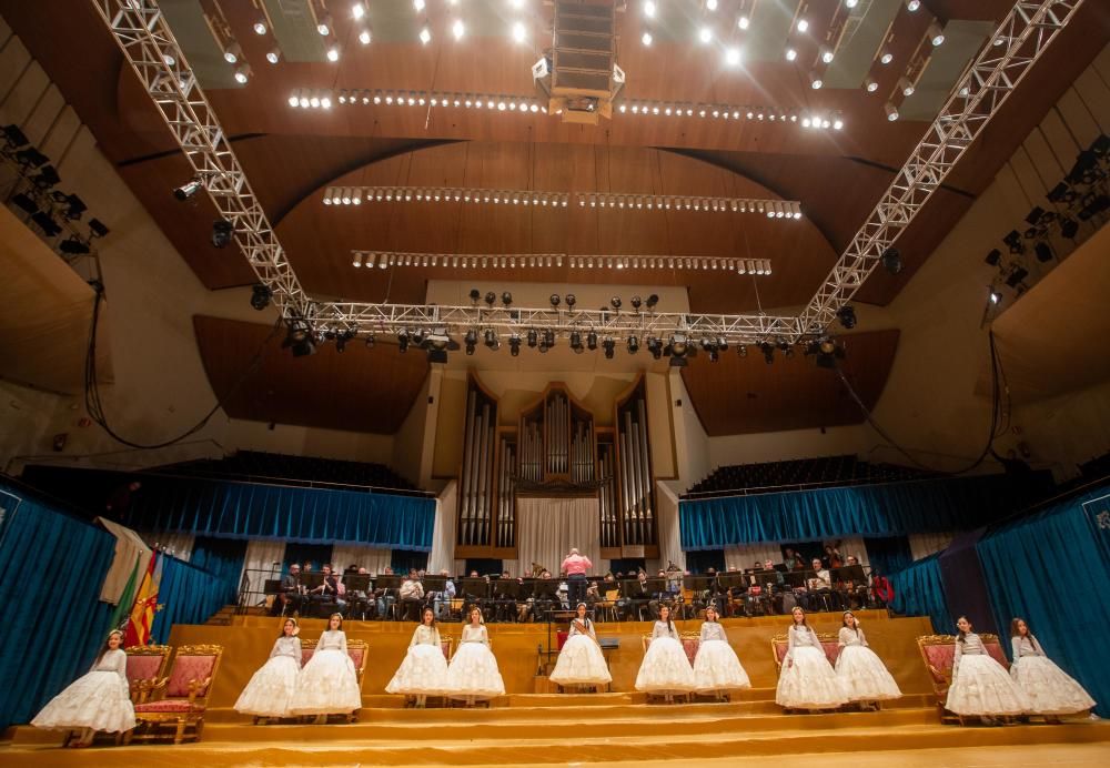 Ensayo de la exaltación de la falleras mayores de València 2019