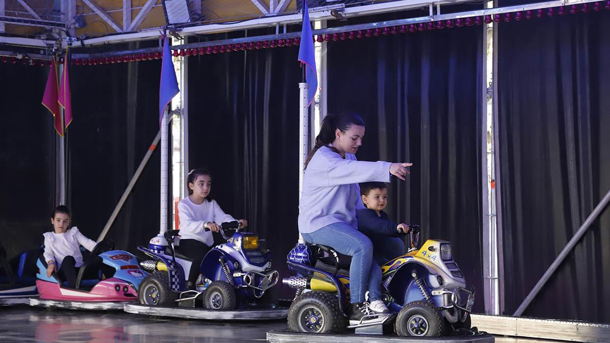 Chiquilandia inaugura la Navidad para los niños de Córdoba