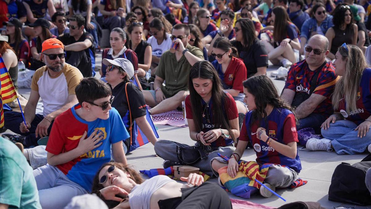 Ambiente en Barcelona por la  final de la Champions femenina Barça-Arsenal