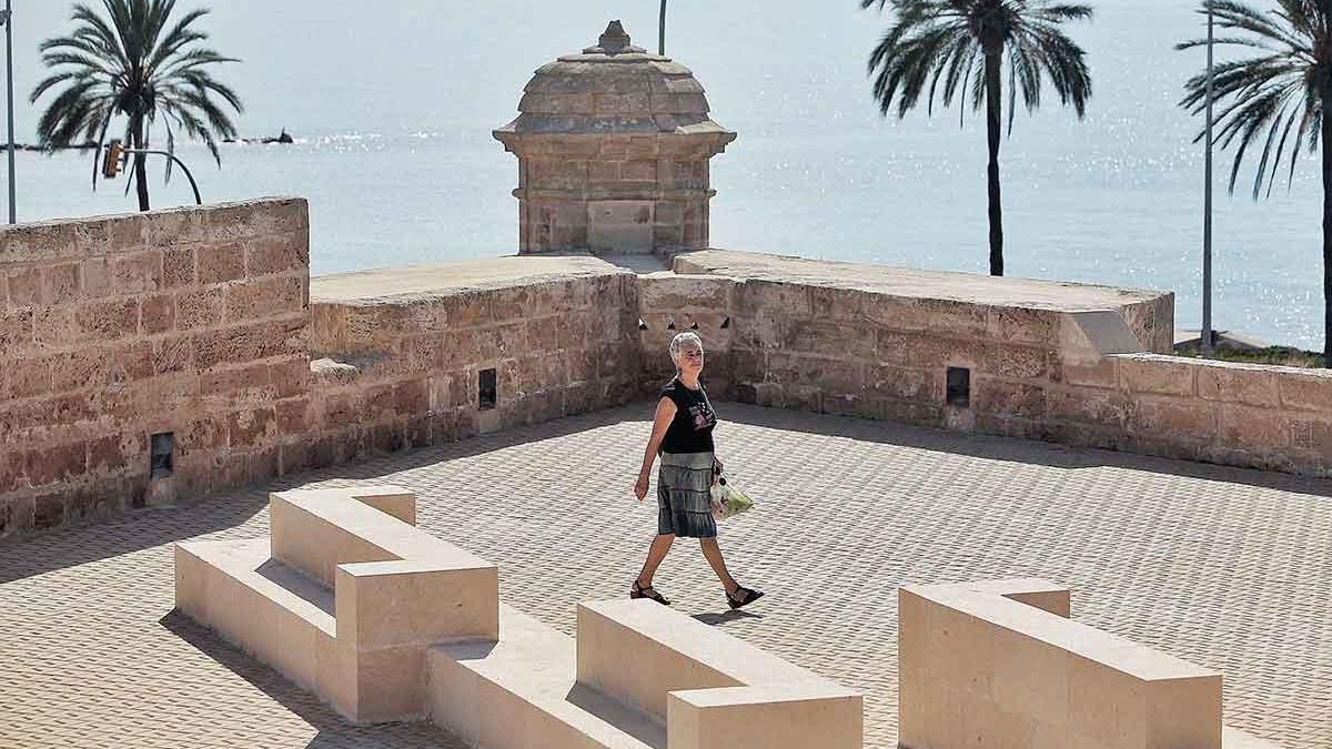Heute nur noch ein schmückendes Beiwerk für die Altstadt von Palma, in früheren Zeiten unter anderem für die Eindämmung von Seuchen lebenswichtig: die Stadtmauer am Baluard des Princep.
