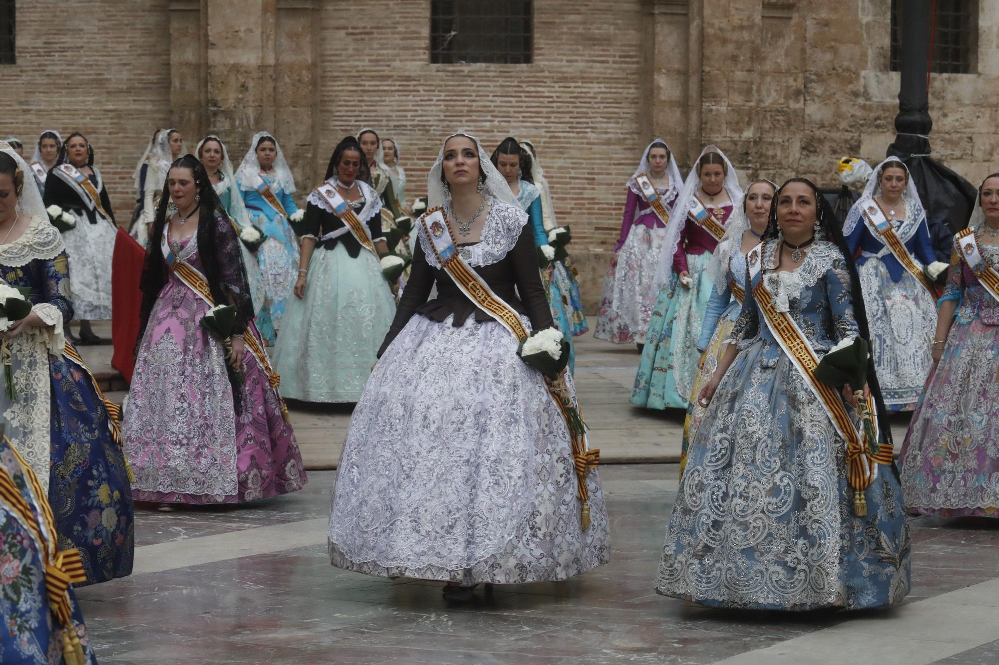 Búscate en el segundo día de ofrenda por la calle de la Paz (entre las 17:00 a las 18:00 horas)