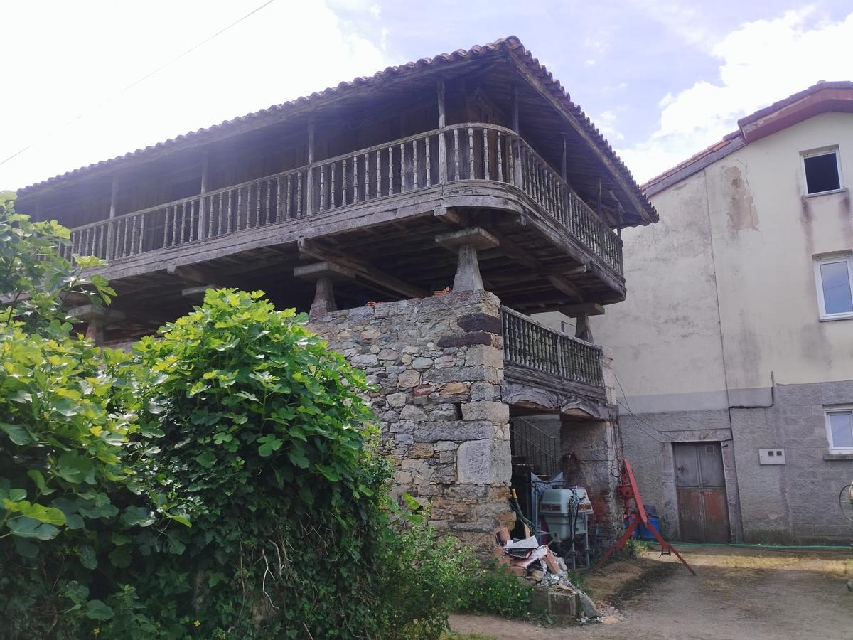 Así fue la visita a Láneo (Salas) de la Federación Nacional de Asociaciones Culturales y Recreativas de Empleados de Cajas de Ahorros