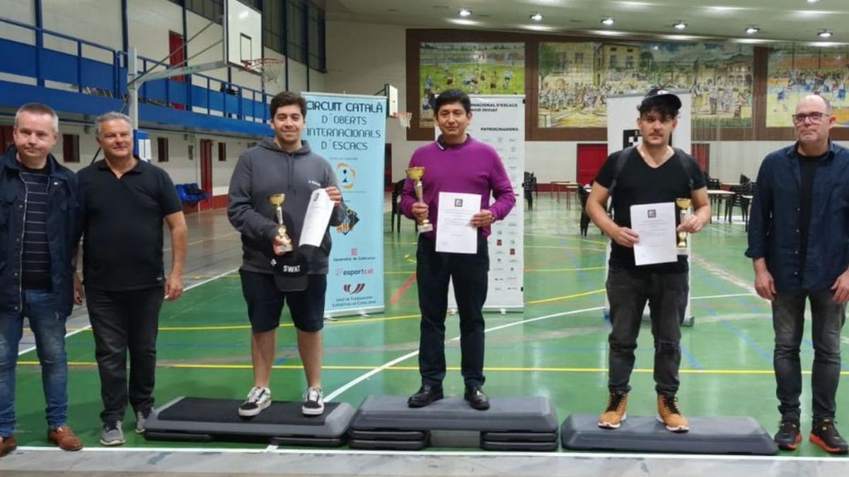 Miguel Muñoz, el vencedor, flanquejat per Henríquez i Lorenzo | FUNDACIÓ JOVIAT