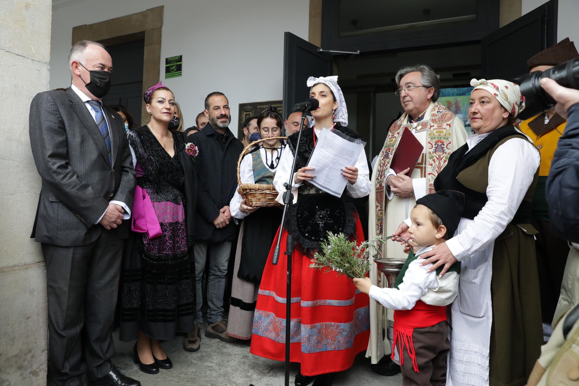 EN IMÁGENES: Así fue la fiesta de los Güevos Pintos en Pola de Siero