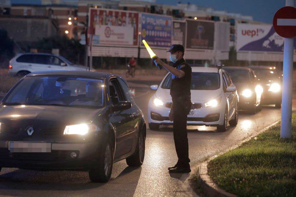 Ofensiva contra el botellón en Son Castelló