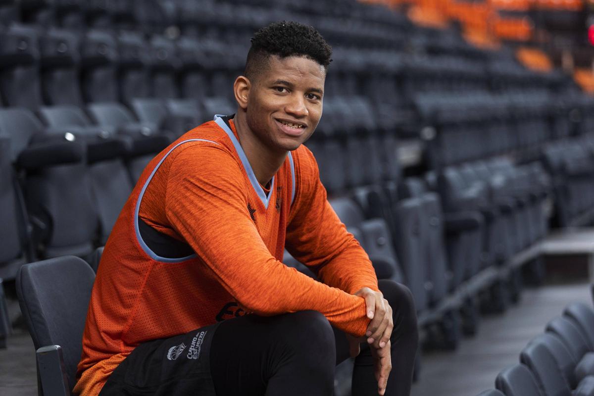 Jasiel Rivero, en La Fonteta en su etapa en el Valencia Basket
