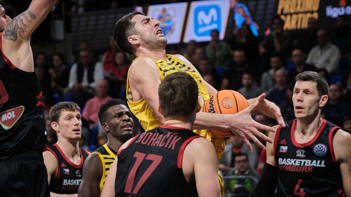 Shermadini, en el Canarias-Nymburk de 2020.