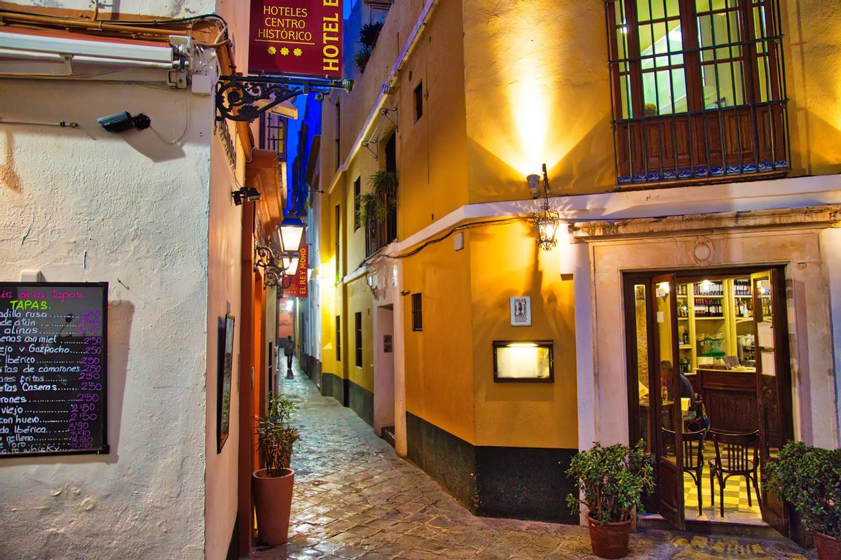 Sevilla, romántico restaurante en el corazón de la ciudad vieja