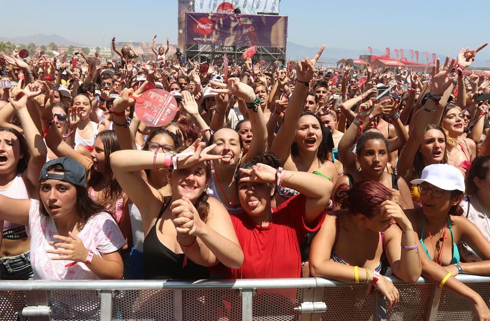 La playa de Sacaba es el escenario de más de doce horas de música en directo con la presencia de Efecto Pasillo, Gemeliers, Piso 21, la malagueña Ana Mena, Atacados, Critika y Saik, Carlos Marco...