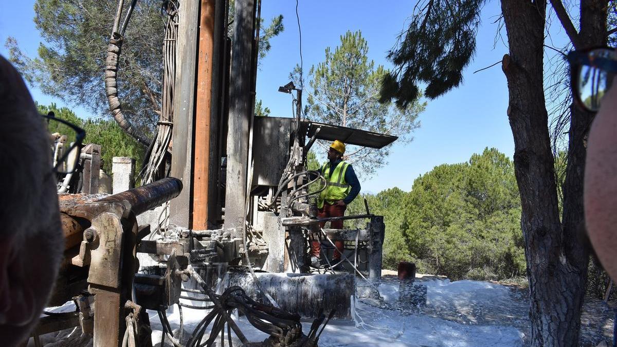 Benalmádena construirá pozos para aliviar la falta de agua.