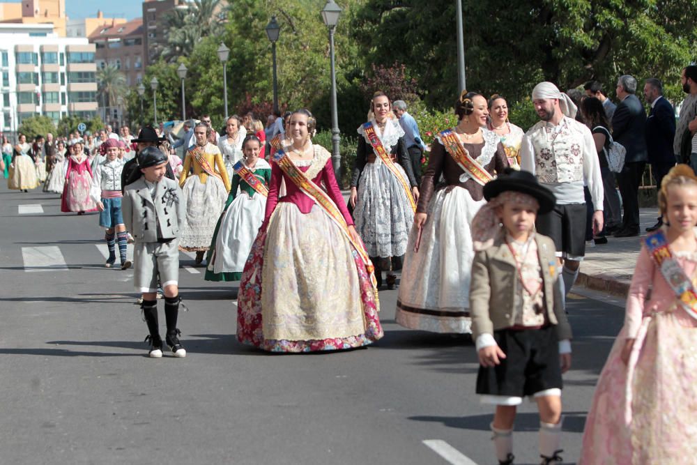 Homenaje a la Senyera de la agrupación de Fallas del Marítim