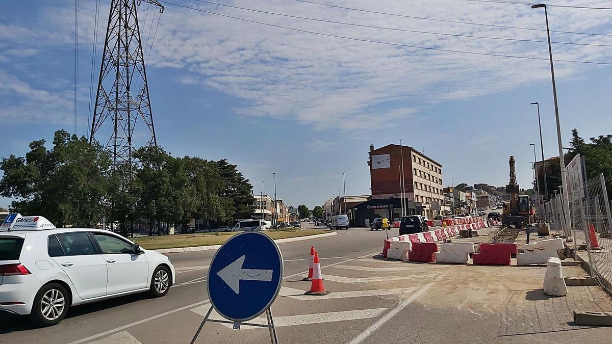 Carril de sortida de Manresa tallat a causa de les obres de la part nova de l’avinguda | J.M.G.