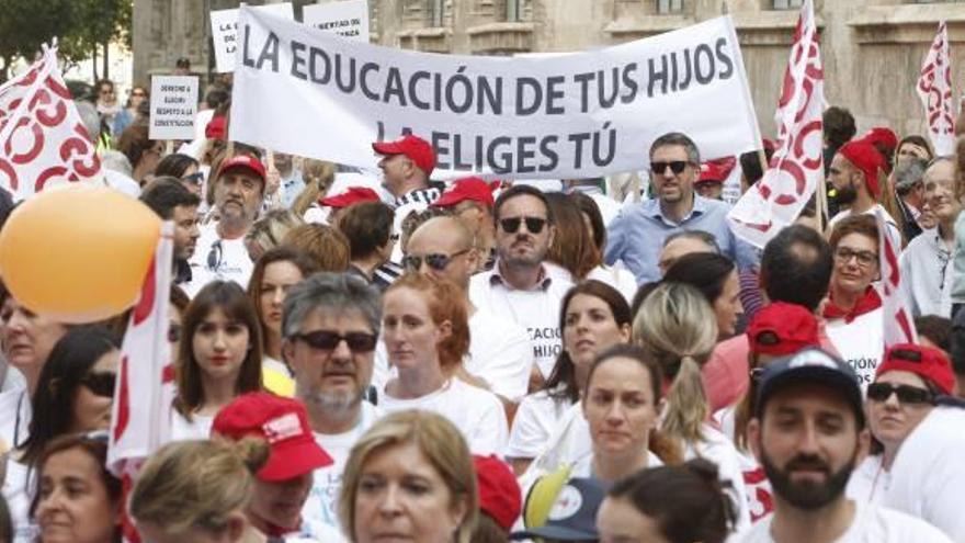 Educación sólo renovará conciertos de Bachillerato donde no llegue la pública