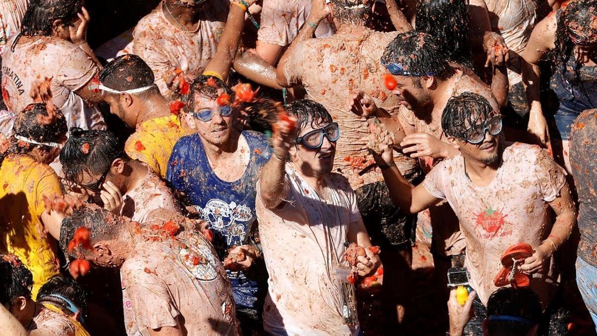 La tradicional fiesta de la Tomatina en Bunyol, València.