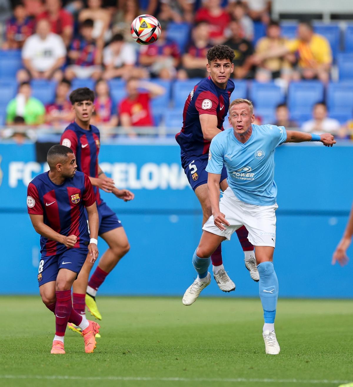Barça Atlètic - UD Ibiza, partido de vuelta de la semifinal del play-off de ascenso a Segunda, en imágenes.